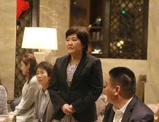 梅村令子專(zhuān)訪—服用三七之后，我臉上的斑都淡了！